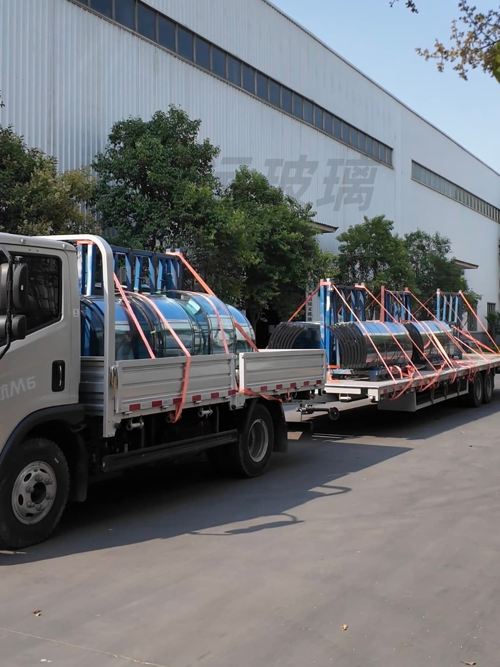 弯钢玻璃最小半径 300mm 起｜弧形玻璃加工能力说明